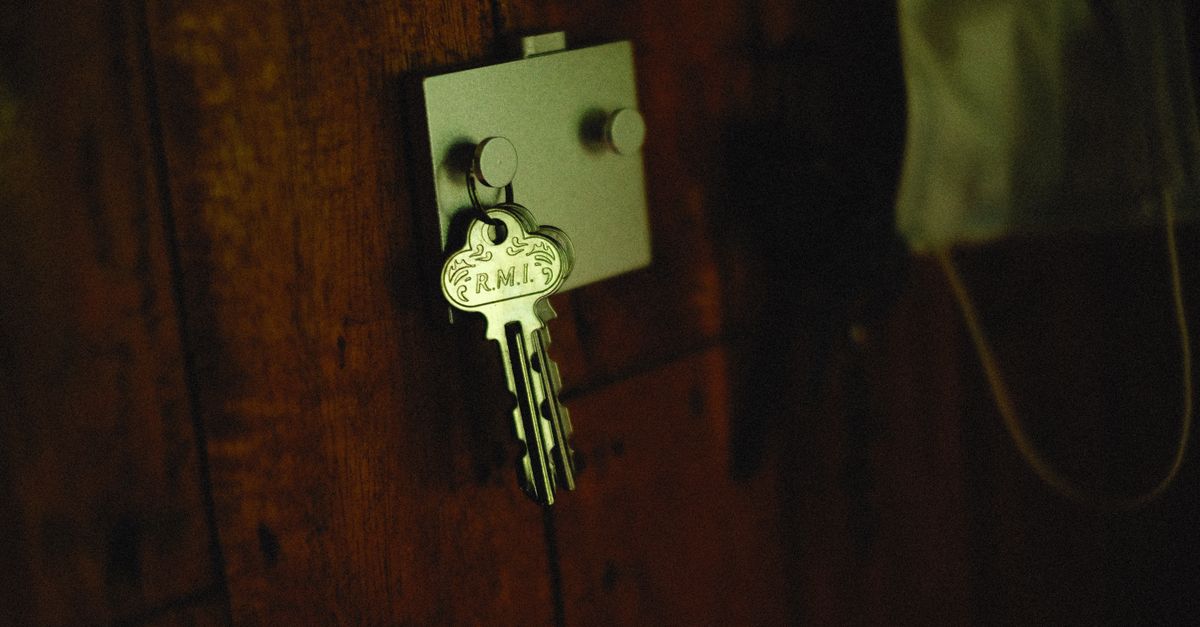 Emergency Locksmith service — Avondale Chicago Locksmith