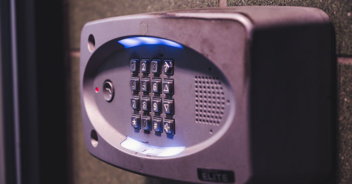 Access Control Installation: Keypads, Fobs, and Electronic Entry Explained — Avondale Chicago Locksmith